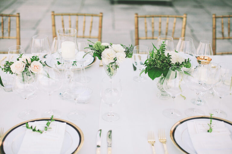 Contemporary Niagara Wedding at Stratus Vineyards