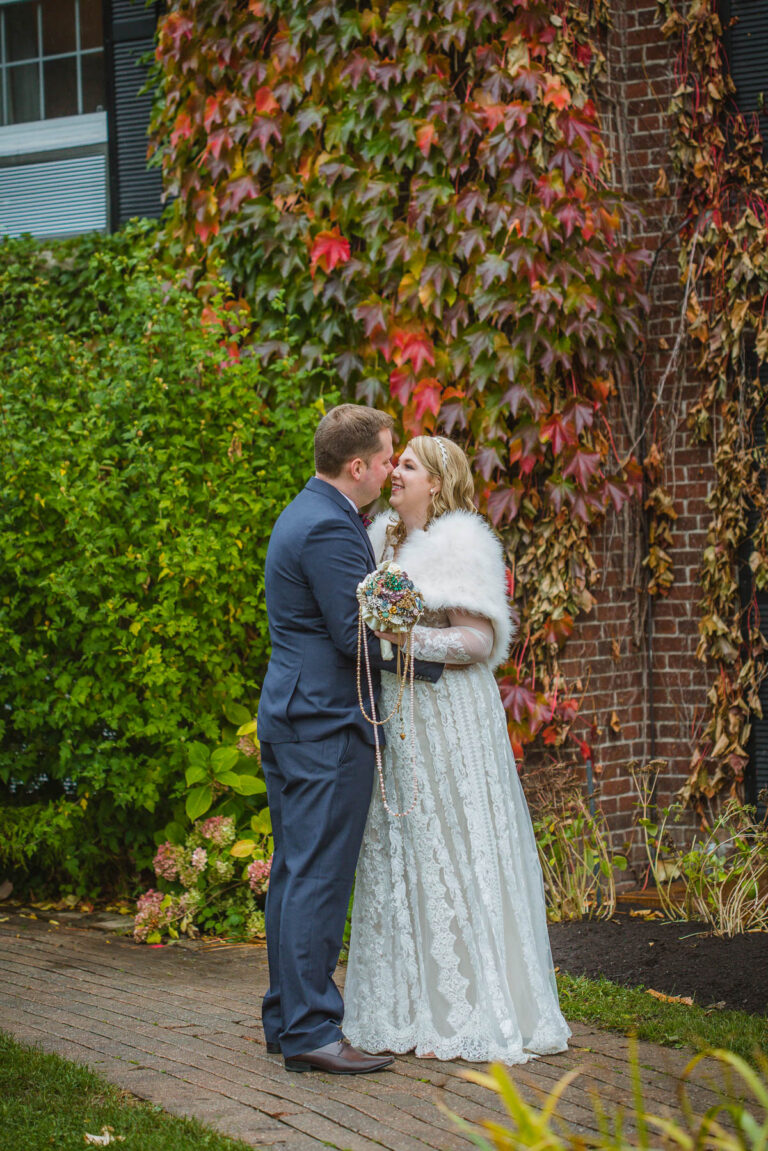 NIAGARA ON THE LAKE FALL WEDDING // EMILY + KYLE