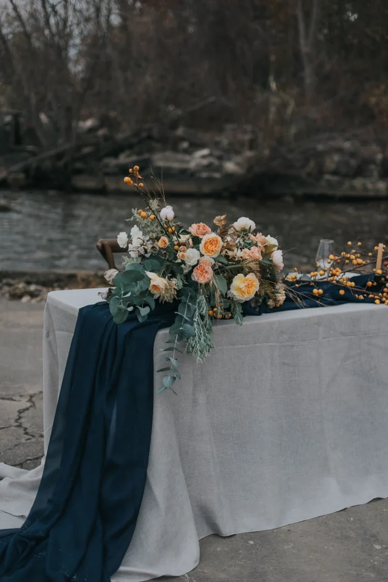 FORT ERIE FALL EDITORIAL // LUSH FLORALS