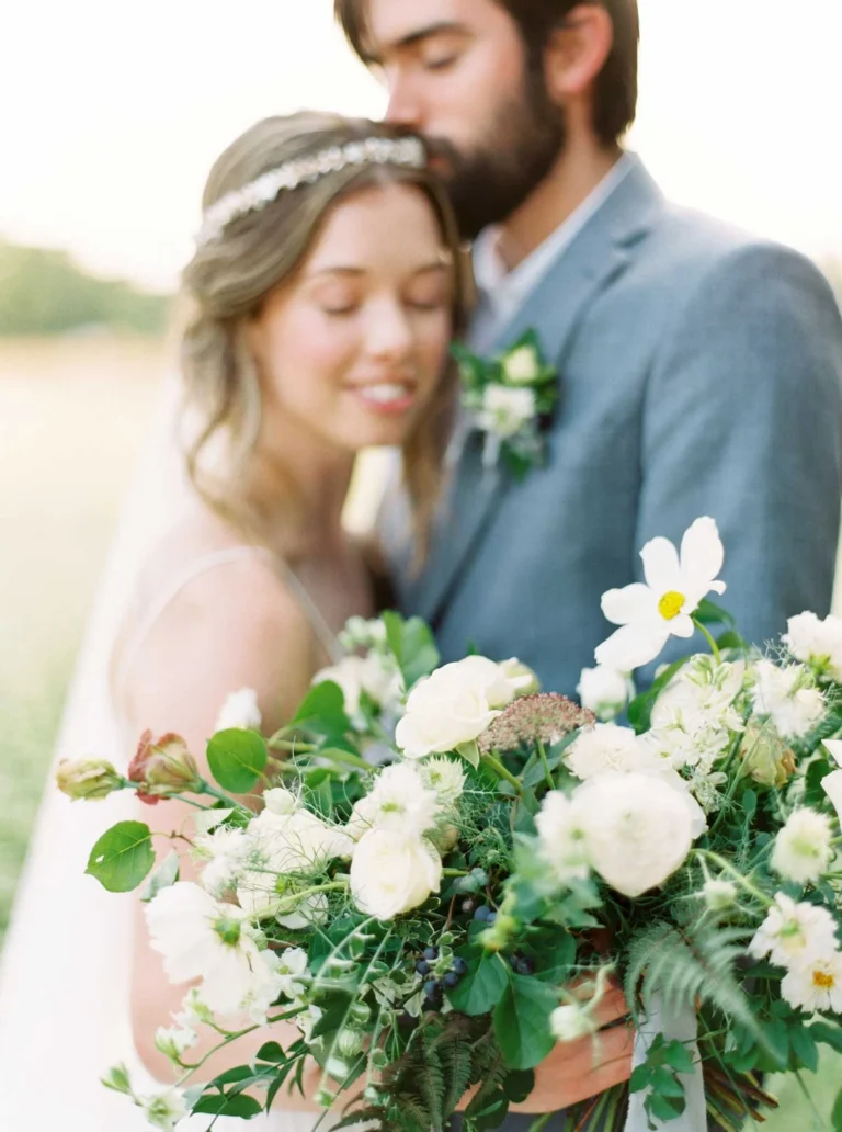 A WOODLAND FAIRYTALE // WOODLAND WEDDINGS NIAGARA