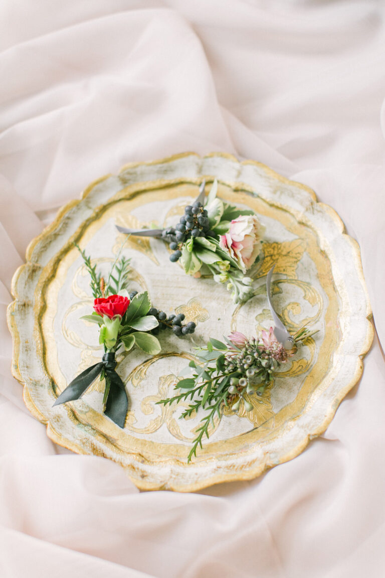 SPRING BLOOM INSPIRATION // CAVE SPRINGS RETREAT