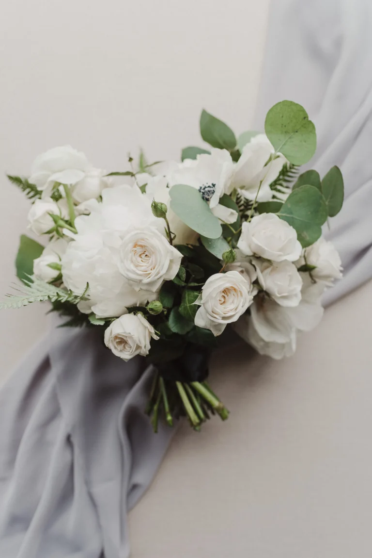 A CLASSIC NIAGARA WEDDING // REDSTONE WINERY