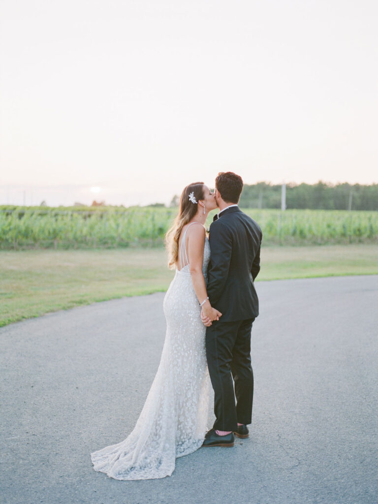 Niagara Winery Wedding // Chateau Des Charmes
