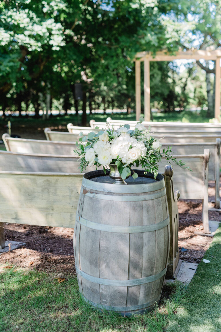 Country Chic Winery Wedding // Honsberger Estate