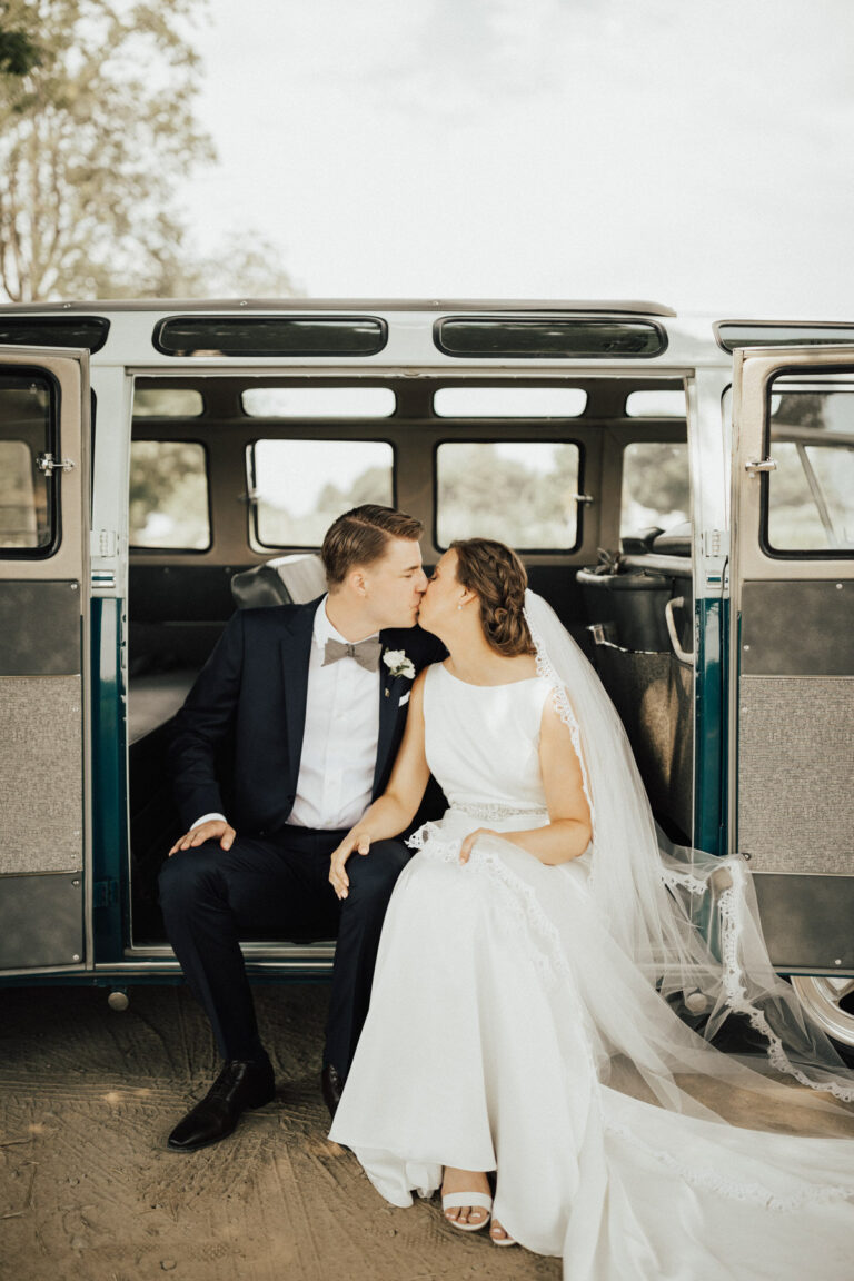 Kyle + Elizabeth | Cave Springs Vineyard Wedding