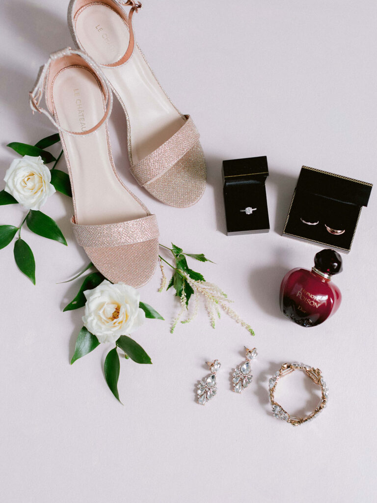 Iconic Niagara on the Lake Wedding at Queen's Landing