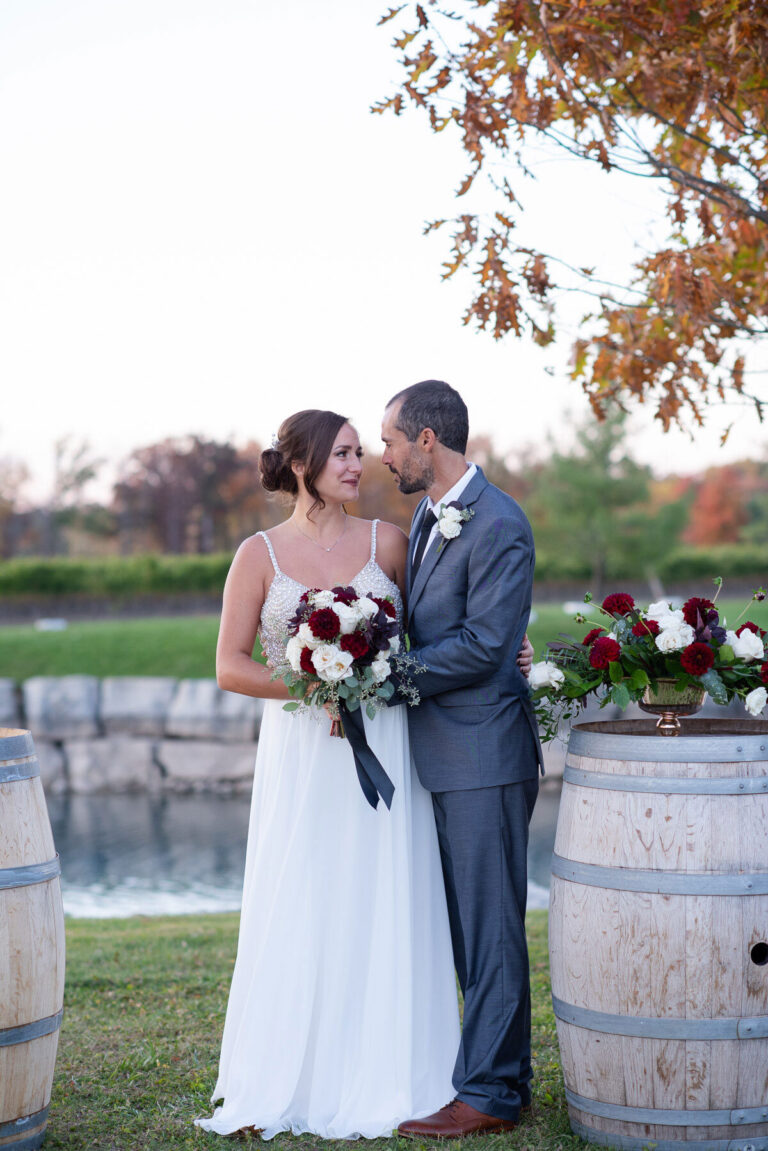 SARAH + MIKE // TWO SISTERS VINEYARD WEDDING