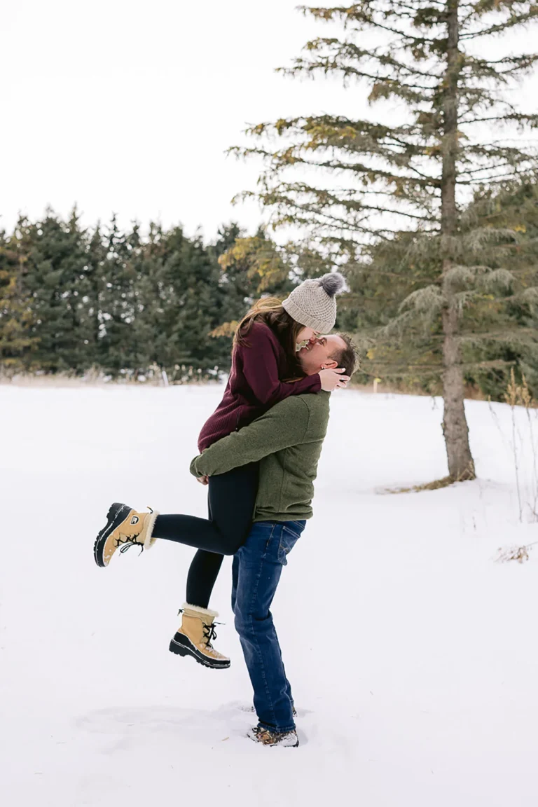 LAURA + JAMES WINTER ENGAGEMENT // KATIE CRANE PHOTOGRAPHY