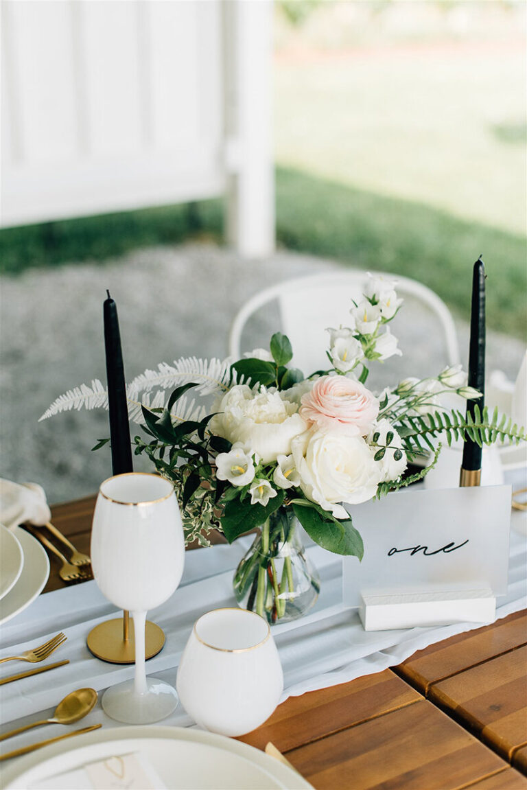 MODERN FARMHOUSE WEDDING EDITORIAL // BACK 10 CELLARS WINERY