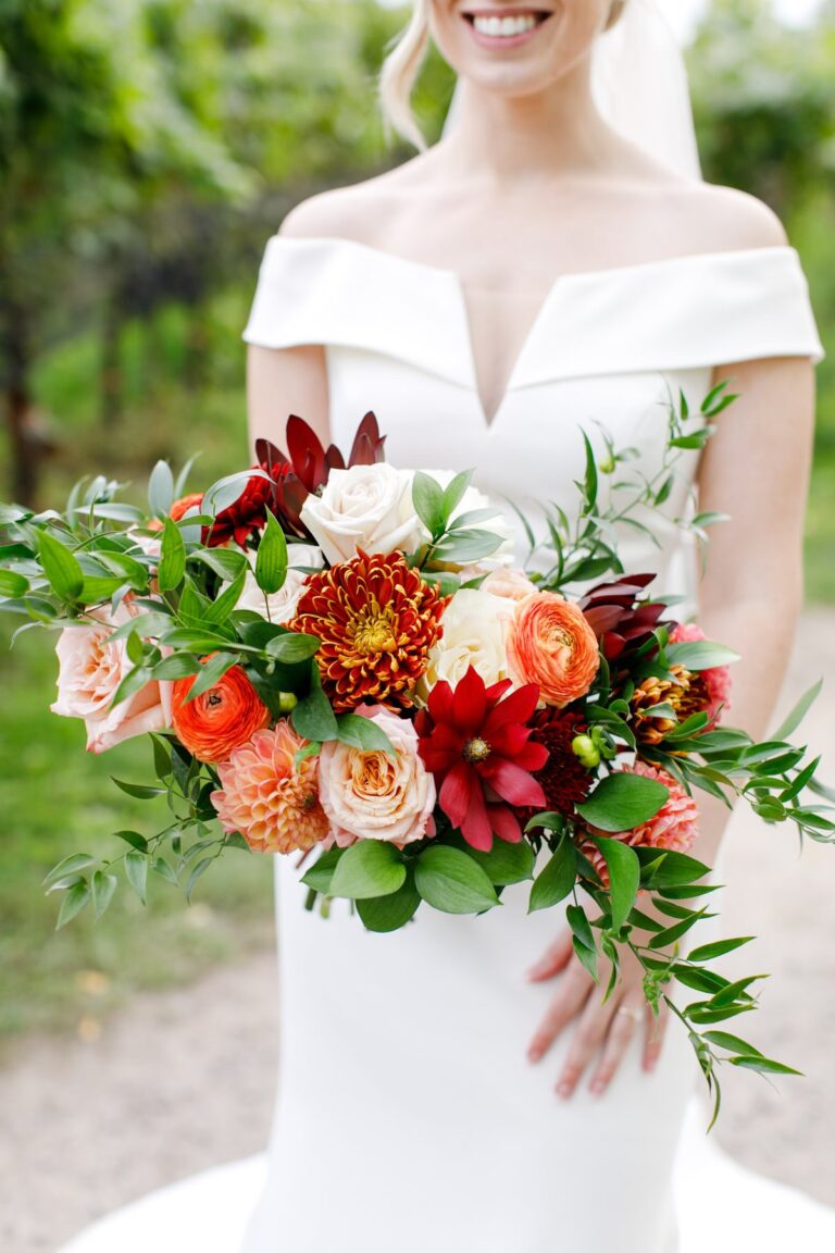 AUTUMN WEDDING AT RAVINE VINEYARD ESTATE WINERY // PHILOSOPHY STUDIOS