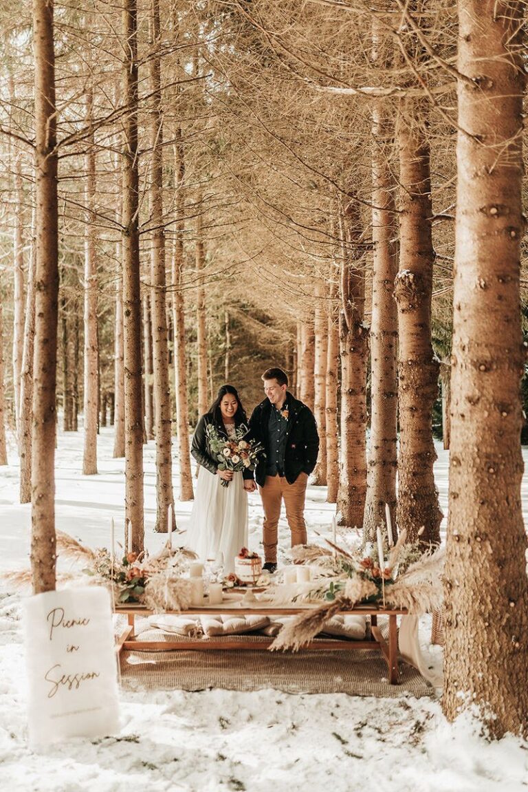 ORGANIC WINTER ELOPEMENT // CHELSEA NOEL PHOTOGRAPHY