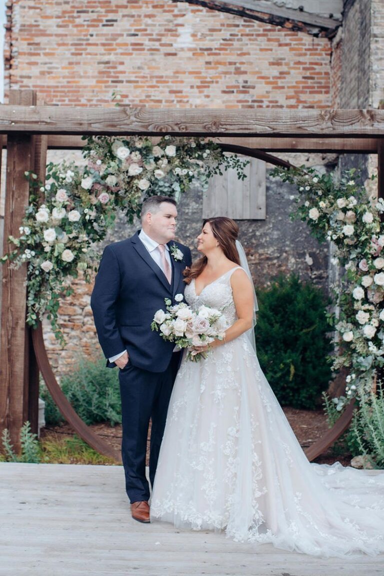 STUNNING WEDDING VENUES: THE ELORA MILL HOTEL AND SPA // LISA VIGLIOTTA PHOTOGRAPHY