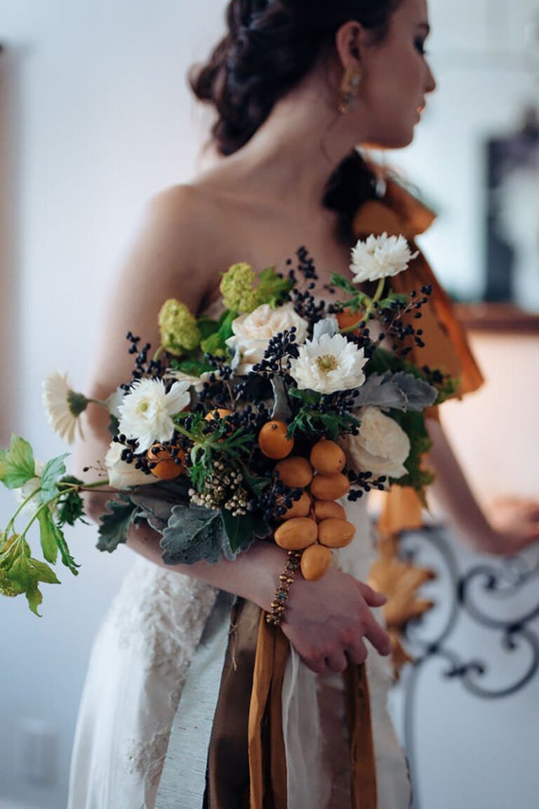 BOHO SPANISH-INSPIRED STYLED BRIDAL SHOOT // LISA VIGLIOTTA PHOTOGRAPHY