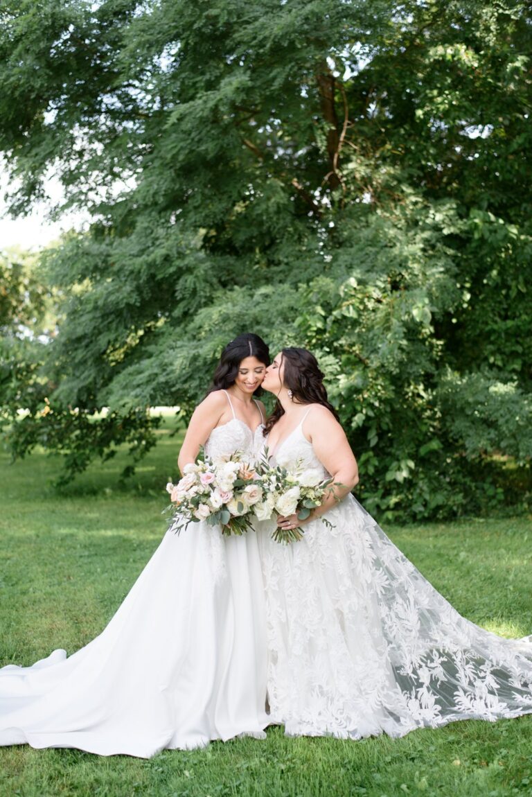 KURTZ ORCHARDS WEDDING IN NIAGARA-ON-THE-LAKE