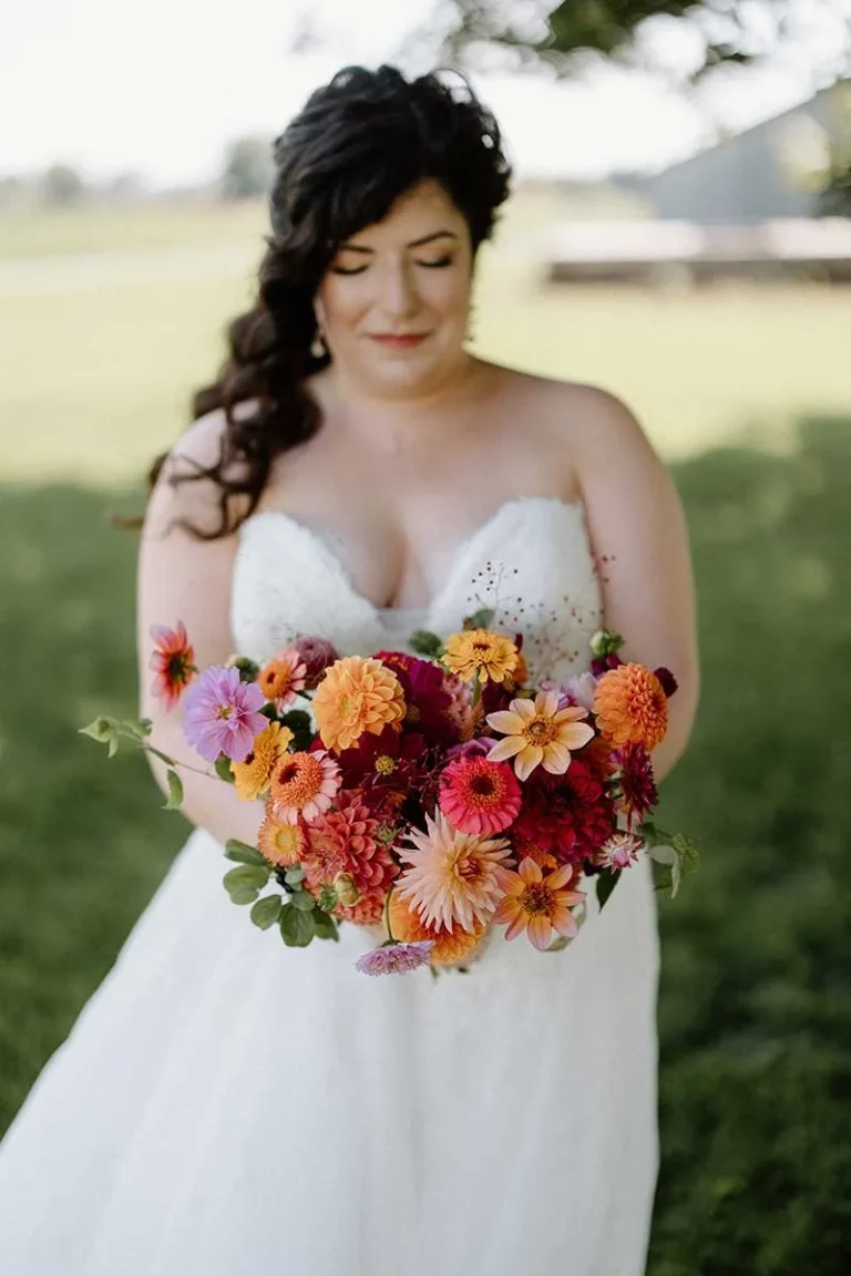 QUEENSTON MILE VINEYARD WEDDING IN NIAGARA-ON-THE-LAKE // DANIELLE JACKSON EVENTS