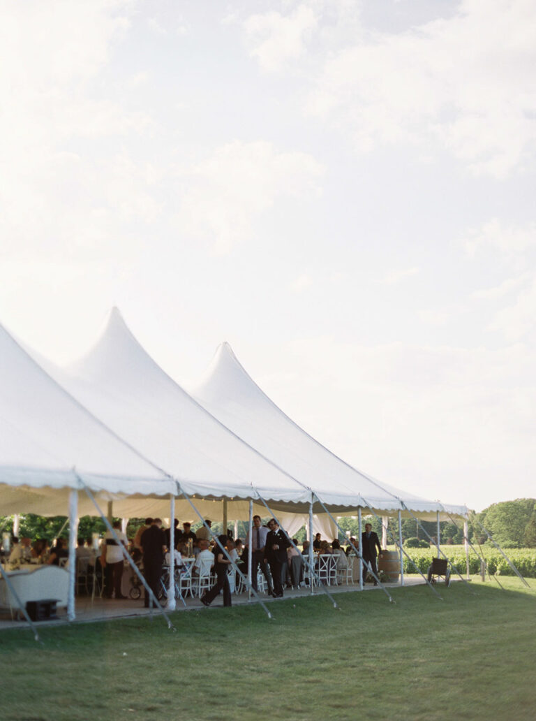 KURTZ ORCHARDS WEDDINGS NIAGARA-ON-THE-LAKE // KATIE NICOLLE PHOTOGRAPHY