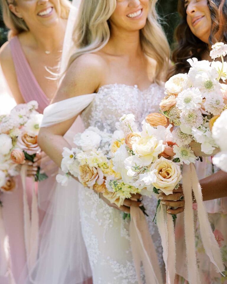 ROMANTIC GARDEN PARTY WEDDING AT KURTZ ORCHARDS’ GRACEWOOD ESTATE