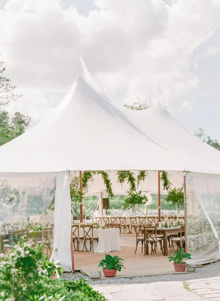 Luxury Wedding Tents | A Guide To Planning a Stylish Outdoor Wedding
