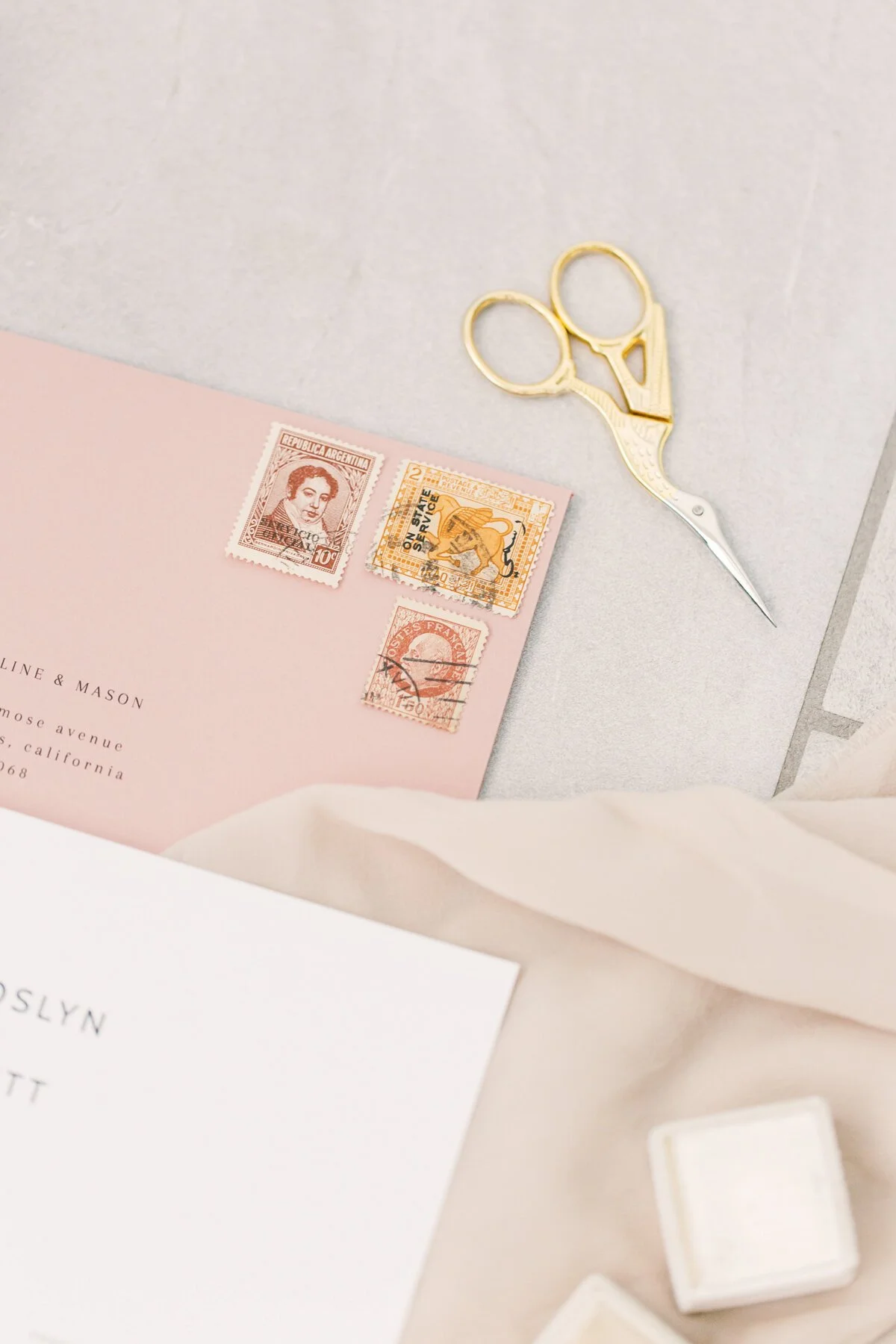 Photography by Alexandra del Bello Photography , Stationery by Cecile Lau Calligraphy