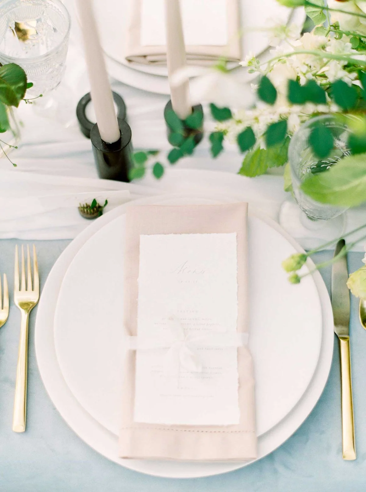 Photography by Kayla Yestal , Stationery by Flourish Calligraphy